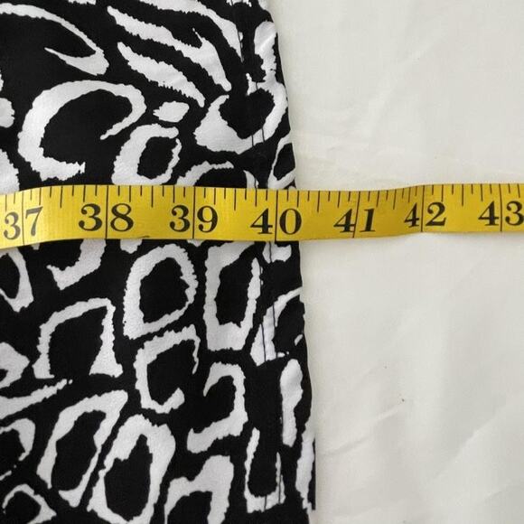 Susan Graver Dress Womens 1X Black White Animal Print Sleeveless Stretch Knit - Picture 7 of 7